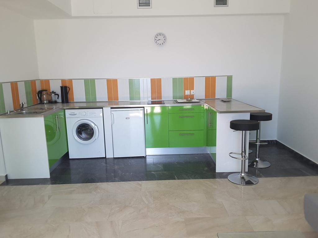 Shiraz Apartment